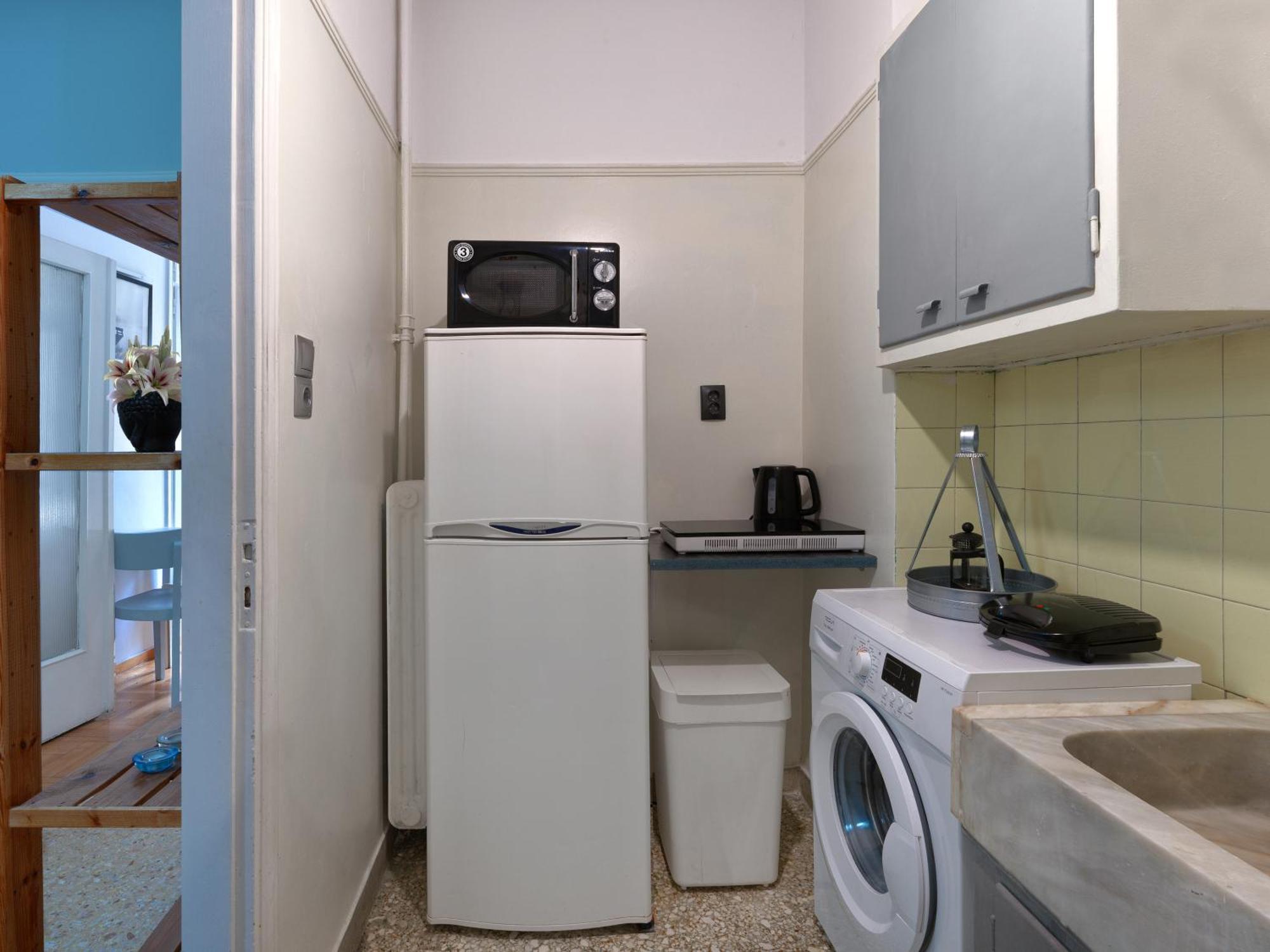 Homy Pagrati Flat 100 Mbps, 12' To Panathenaic Stadium, 5' To Metro Apartment Athens